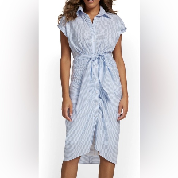 DO+BE Light Blue and White Striped Top Size Medium. A13 - Picture 1 of 14